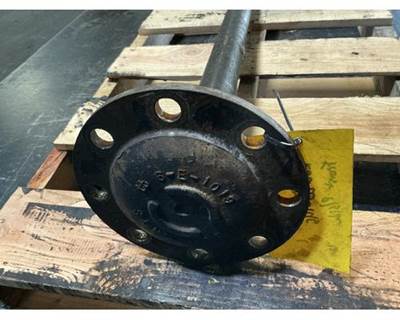 Meritor-Rockwell RDL20145 Axle Shaft for a Volvo VHD