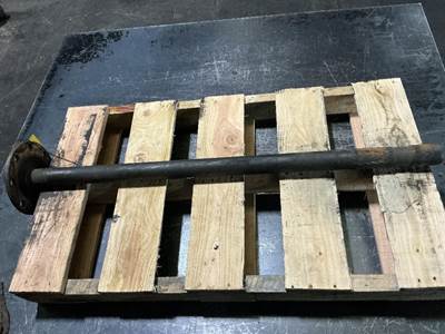 Meritor-Rockwell RRL20145 Axle Shaft for a Volvo VHD