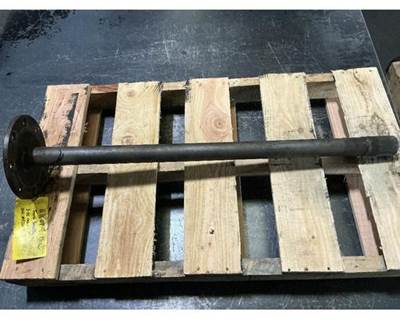 Meritor-Rockwell RRL20145 Axle Shaft for a Volvo VNL670