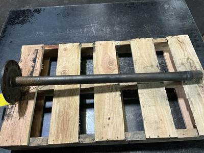 Meritor-Rockwell VNL Axle Shaft for a Meritor/Rockwell VNL