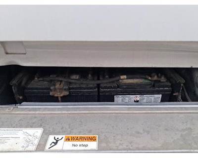 Freightliner Cascadia 125 Left Battery