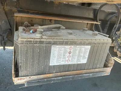 Fabco WT6630D Battery Box