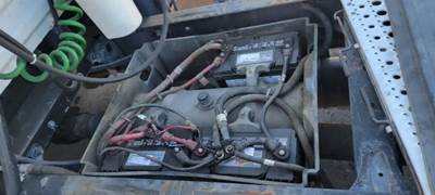 Freightliner Cascadia 113 Battery Box