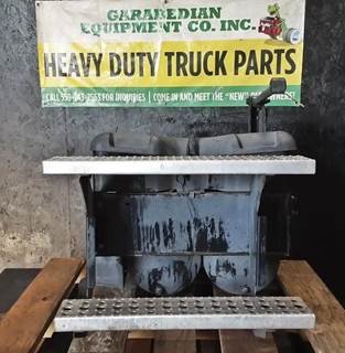 Freightliner Cascadia 113 Battery Box