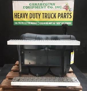 Freightliner Cascadia 113 Battery Box