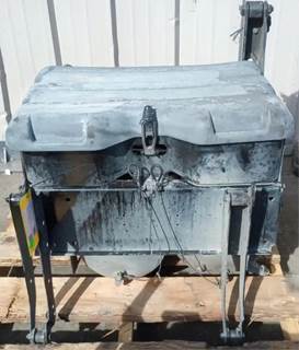 Freightliner Cascadia 113 Battery Box