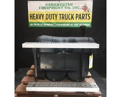 Freightliner Cascadia 113 Battery Box