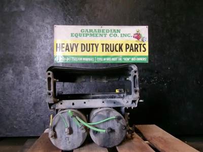 Freightliner Cascadia 125 Battery Box