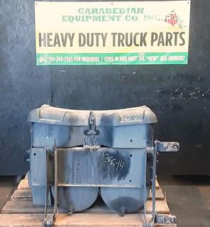 Freightliner Cascadia 125 Battery Box