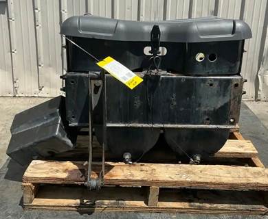 Freightliner Cascadia 125 Battery Box