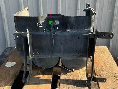 Freightliner Cascadia 125 Battery Box