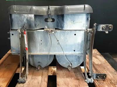 Freightliner Cascadia 125 Battery Box