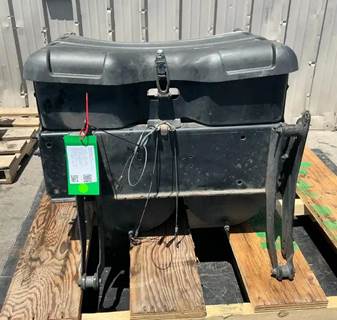 Freightliner Cascadia 125 Battery Box