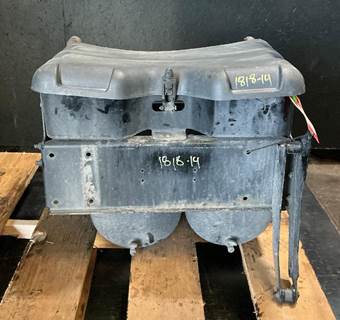 Freightliner Cascadia 125 Battery Box