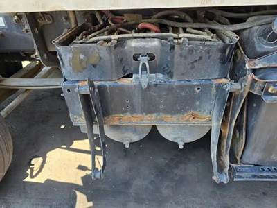 Freightliner Cascadia 125 Battery Box