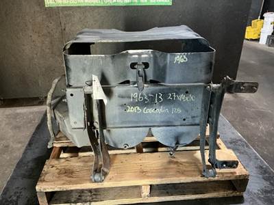 Freightliner Cascadia 125 Battery Box