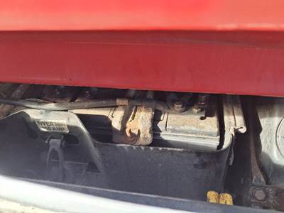 Freightliner Cascadia 125 Battery Box