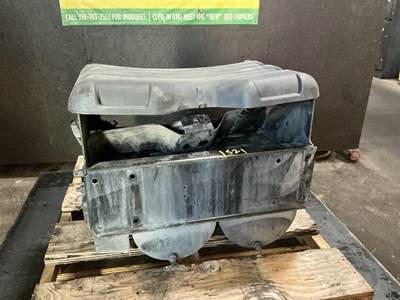Freightliner Cascadia 125 Battery Box