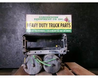 Freightliner Cascadia 125 Battery Box