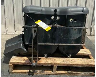 Freightliner Cascadia 125 Battery Box