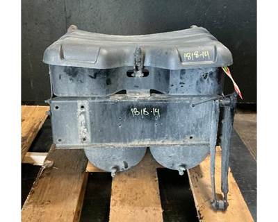 Freightliner Cascadia 125 Battery Box