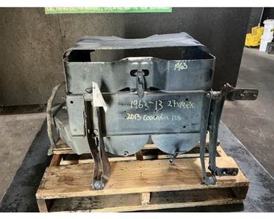 Freightliner Cascadia 125 Battery Box