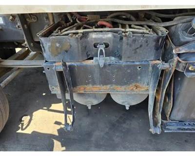 Freightliner Cascadia 125 Battery Box