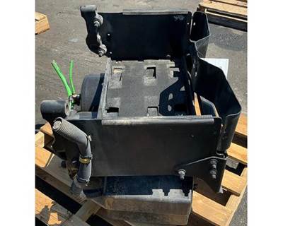 Freightliner Cascadia 125 Battery Box