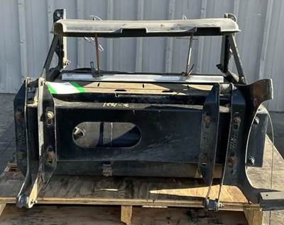 Freightliner Cascadia 126 Battery Box