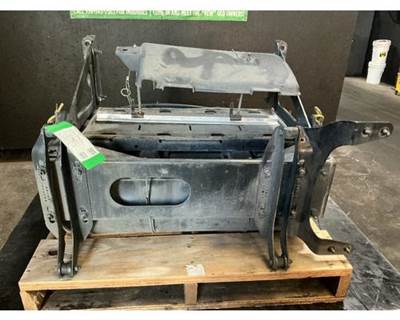 Freightliner Cascadia 126 Battery Box