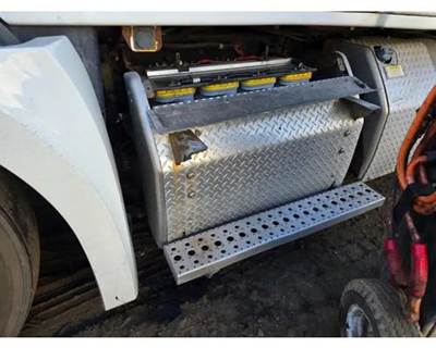 Freightliner Cascadia 126 Battery Box
