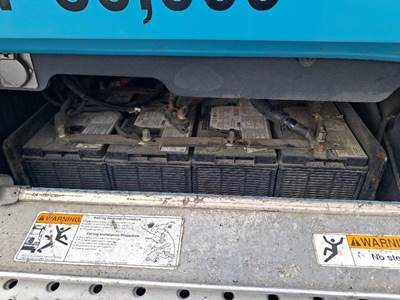 Freightliner Cascadia Battery Box