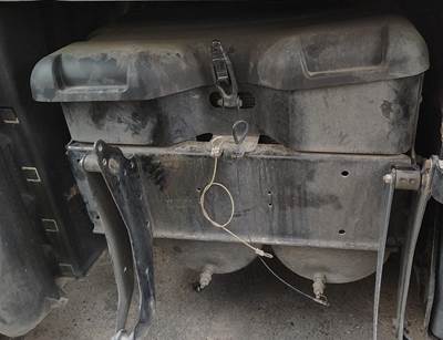 Freightliner Cascadia Battery Box