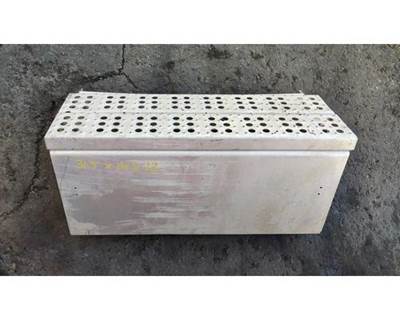 Freightliner Columbia Battery Box