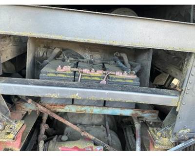 Freightliner FLA USF-1E HIGH Battery Box for a Freightliner FL Cabover