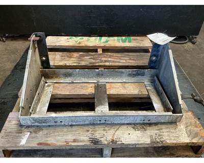 Freightliner FLD120 Battery Box