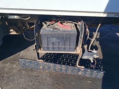 International 4400 LP Battery Box