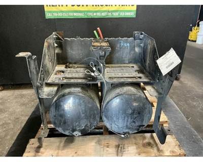 International LT625 Battery Box