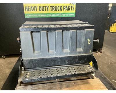 International LT625 Battery Box