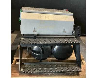 International TranStar 8600 Battery Box