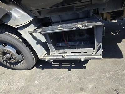 Kenworth T680 Battery Box