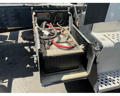Kenworth T680 Battery Box