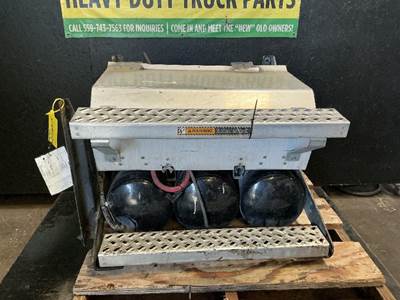 Mack Pinnacle CXU612 Left Battery Box for a Mack CXU612