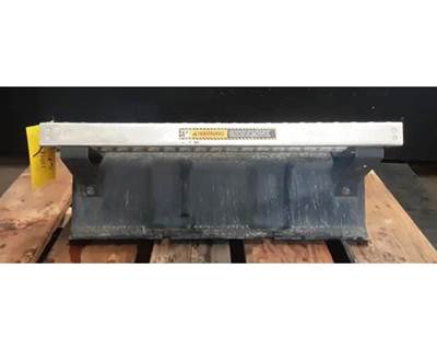 Mack Pinnacle CXU612 Battery Box for a Mack CXU612