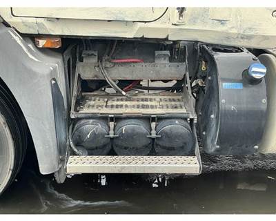 Mack Pinnacle CXU612 Left Battery Box for a Mack CXU612