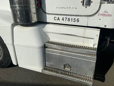 Peterbilt 377 Battery Box
