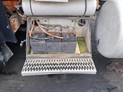 Peterbilt 378 Battery Box