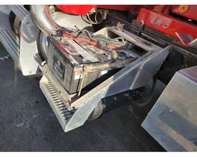 Peterbilt 379 Battery Box