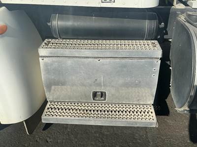Peterbilt 384 Battery Box