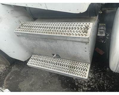 Peterbilt 384 Battery Box